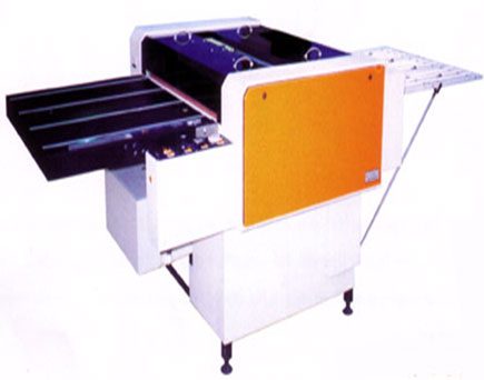 Máy rửa bản CB