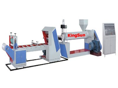 Máy sản xuất cốc nhựa