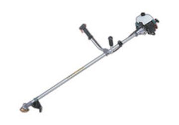 Máy cắt cỏ dùng xăng RBC411Z