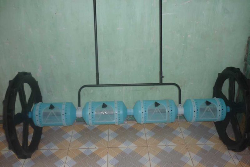 Máy sạ lúa thẳng hàng 6 trống (kéo tay)