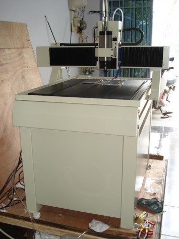 Máy cắt khắc CNC Suda SD 8070