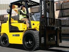 Xe nâng Diesel HYUNDAI 35D-7E 3.5 tấn