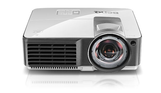 Máy chiếu BenQ MX813ST