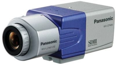 Camera màu Panasonic WV-CP484
