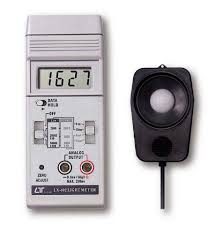 Máy đo ánh sáng điện tử hiện số LX-102