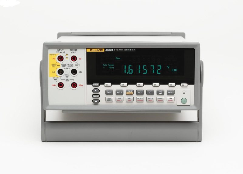 Thiết bị đo đa năng Fluke 8808A