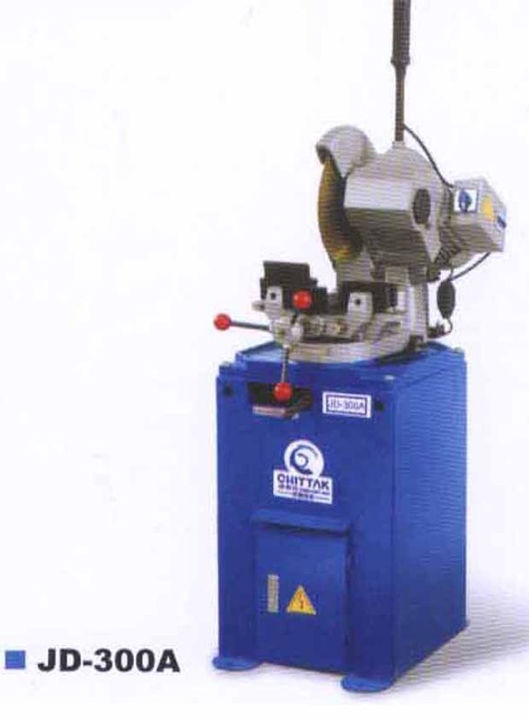 Máy cưa đĩa Chittak MODEL JD-300A