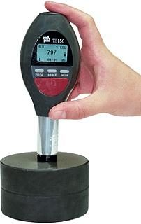 Máy đo độ cứng cầm tay TH150