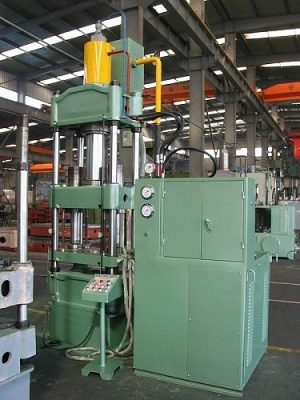 Máy ép thủy lực bốn trụ YT28-315/400