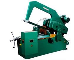 Máy cưa cần thủy lực G7140