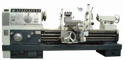 Máy tiện ngang vạn năng CW6163B