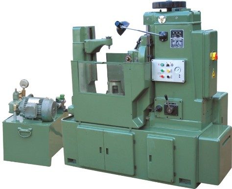 Máy phay răng vạn năng YNH3132