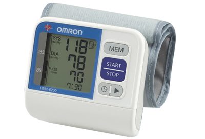 Máy đo huyết áp cổ tay Omron Hem 6200