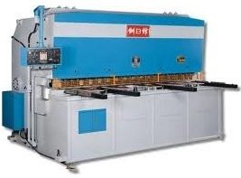 Máy cắt tôn NC thủy lực CHS-0607