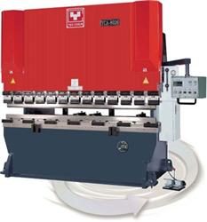 Máy chấn gấp thủy lực YCA-3012