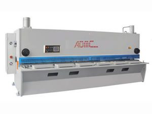 Máy cắt CNC thủy lực QC11K-12×3200