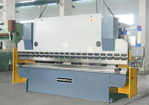 Máy chấn thủy lực WC67K-80T/3200