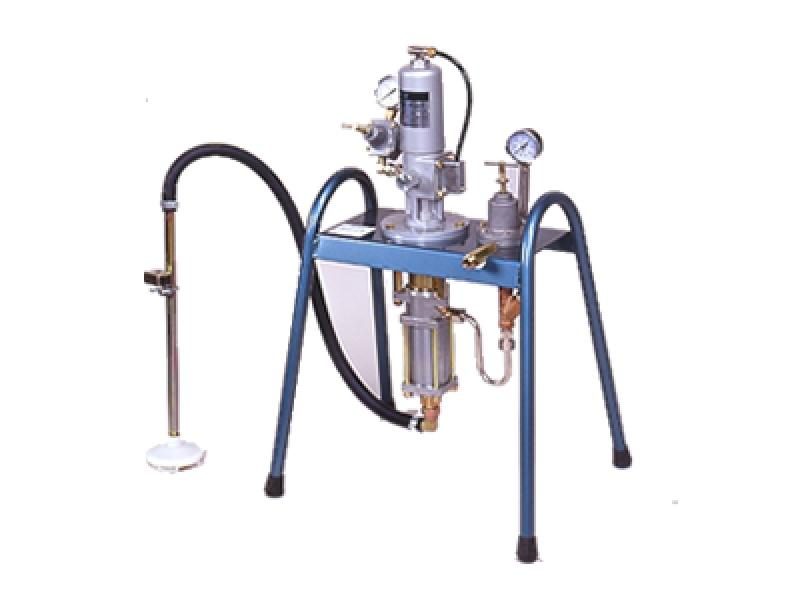 Máy bơm sơn dạng piston Iwata PPS-102B
