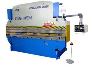 Máy chấn tôn thủy lực WE67Y-100/3200
