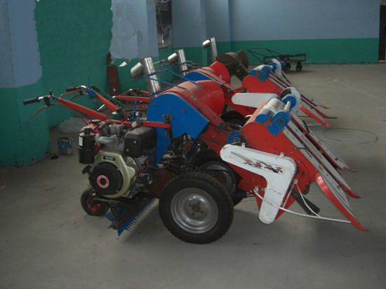 Máy gặt đập mini 4LS-100