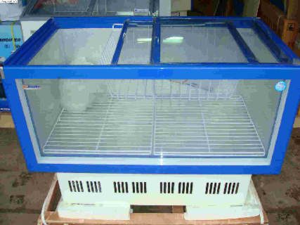 Tủ đông lạnh bầy hàng Alaska 450