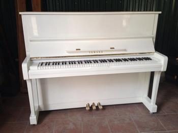 Đàn YAMAHA U1H WHITE