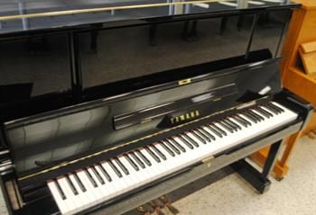 Đàn YAMAHA UX1