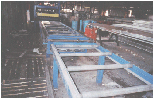 MÁY ÉP THỦY LỰC KIỂU TRÁI PHẢI
