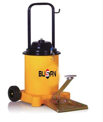 MÁY BƠM MỠ ĐẠP CHÂN BS-6J
