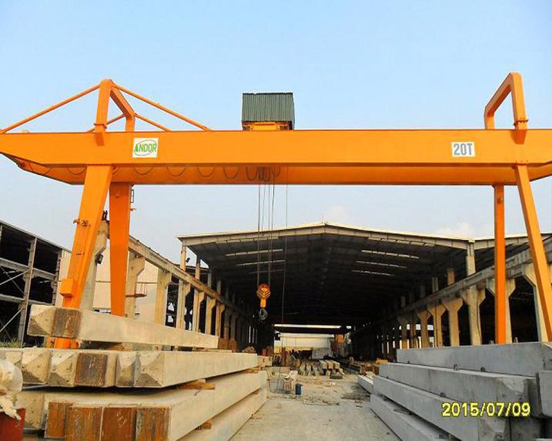Cổng trục dầm đôi 20 tấn