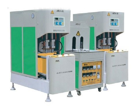 Máy thổi chai Pet bán tự động 3L