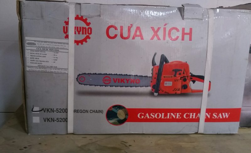 Máy cưa xích Vikyno 5200