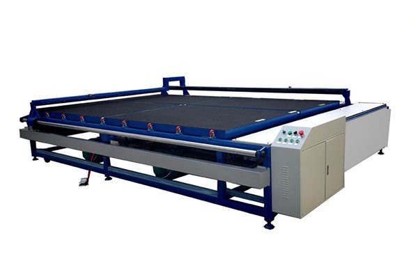 Bàn cắt kính bán tự động