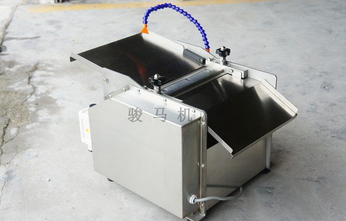 Máy lột da cá  DP 30A