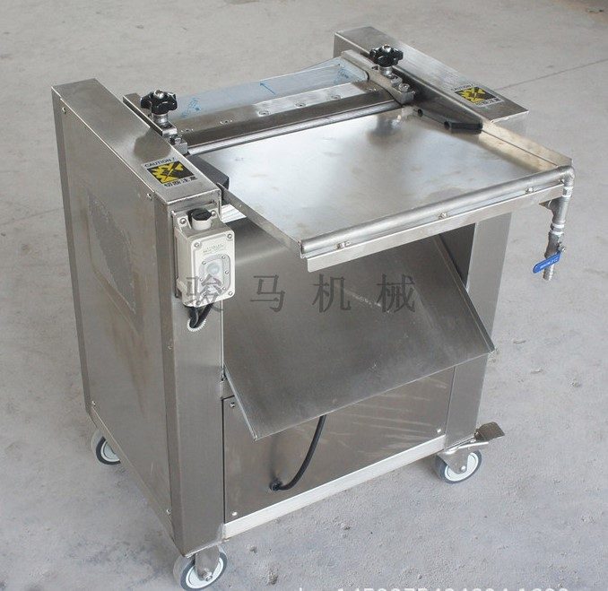 Máy lột da cá dạng đứng DP 50A