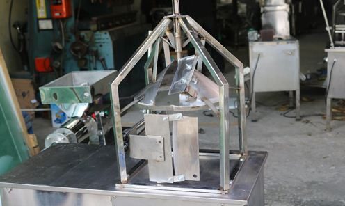 Máy gọt vỏ dừa Yamafuji HM750