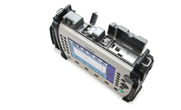 Máy đo cáp quang OTDR Anritsu MT9083C2