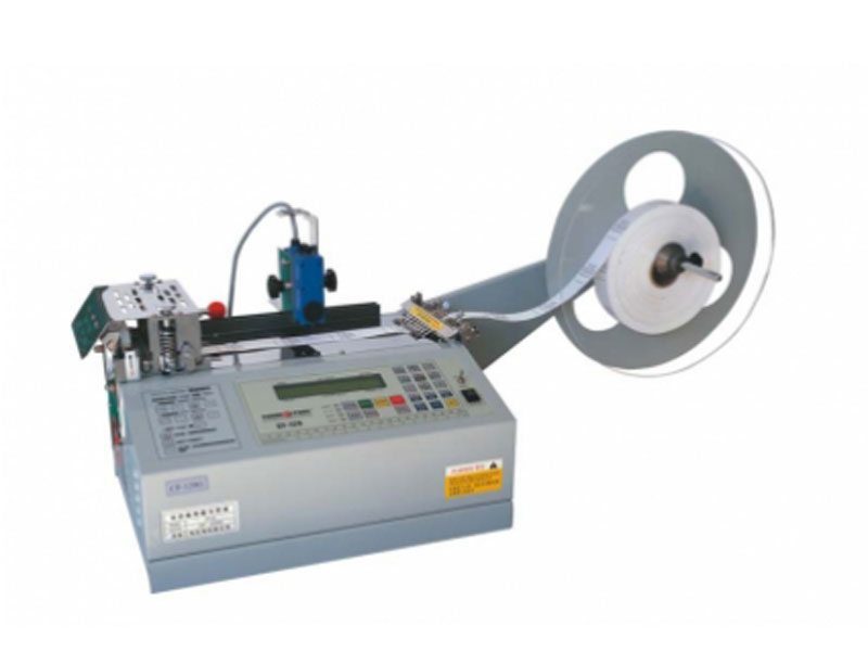 Máy cắt nhãn và băng gai CF-120G