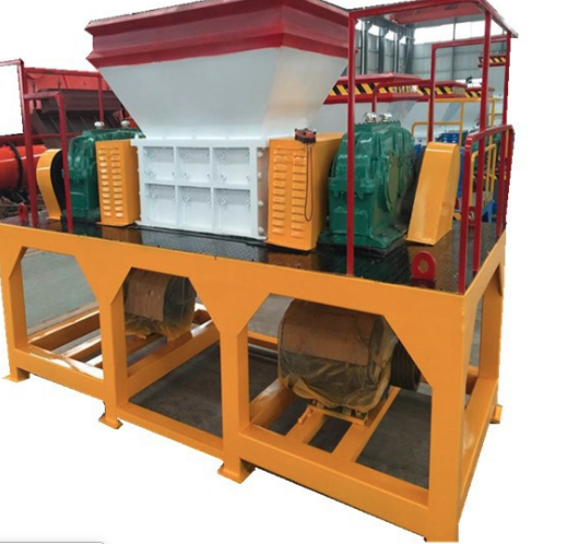 Máy nghiền nhựa con lăn 600