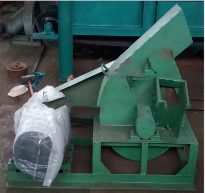 Máy băm gỗ 400