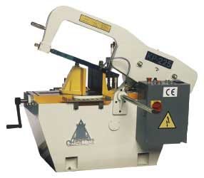 Máy cưa cần model GL7132