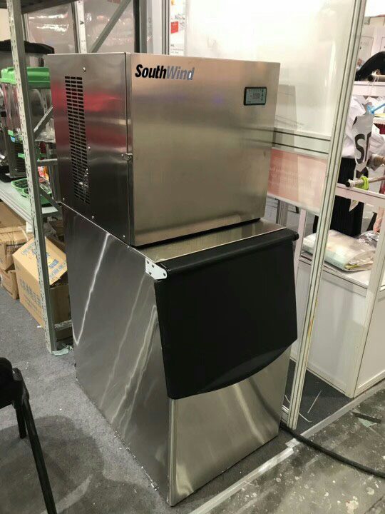 Máy làm đá viên Southwind KDV500 500kg/24h