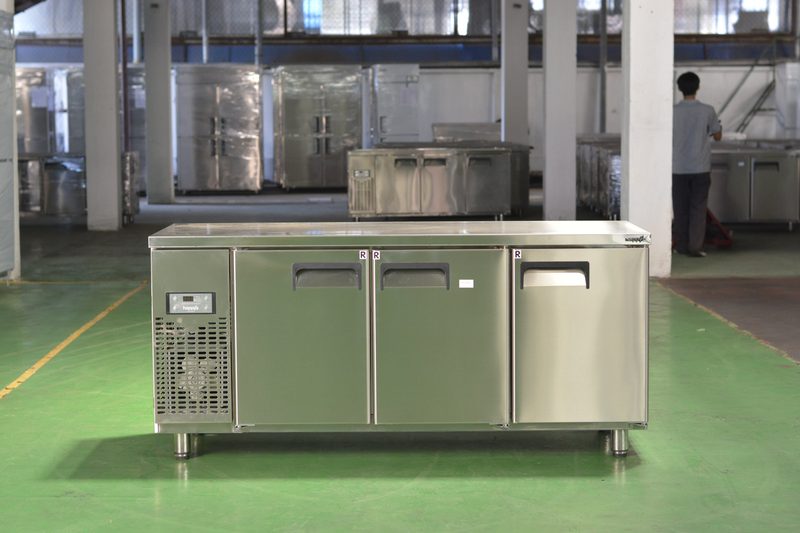 Bàn đông inox Happys HWI-1800TF (Quạt gió)