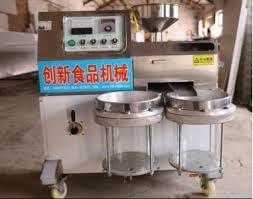 Máy ép dầu lạc VNC-50A