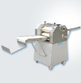 Máy cán bột Sinmag CR-4000