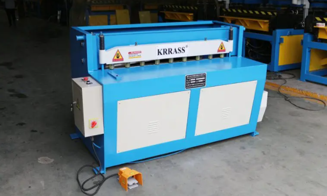 Máy cắt tôn Krrass Q11-3