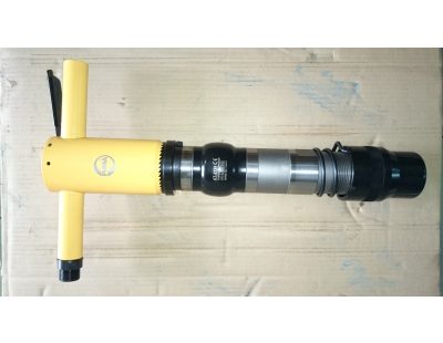 Máy đục bê tông Puma AT-2116
