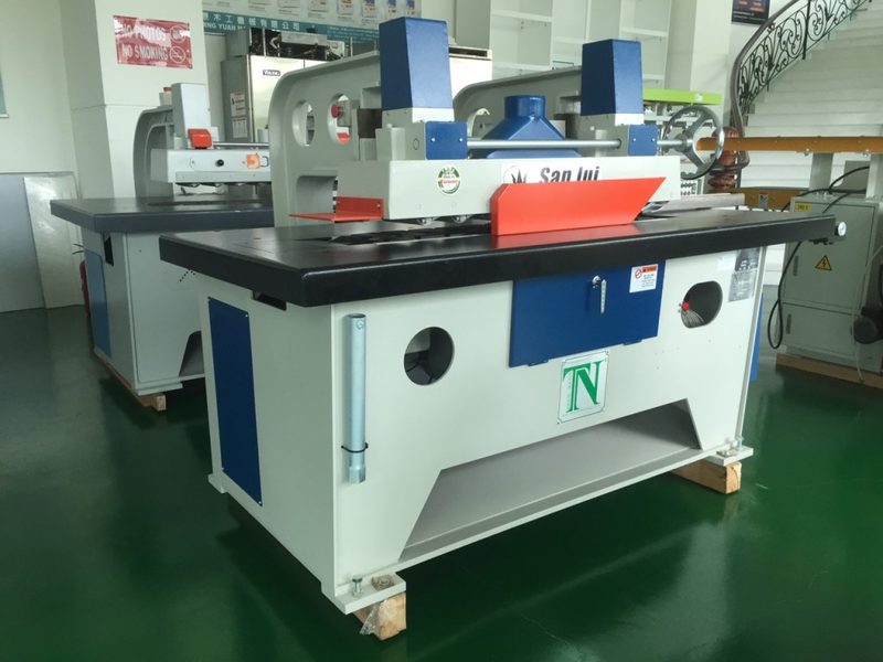 MÁY CƯA RONG LƯỠI DƯỚI SA-20