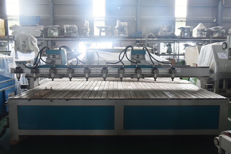 MÁY CNC ROUTER 10 MŨI