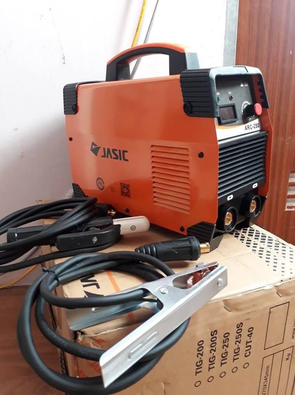 Máy Hàn Que Jasic ARC-250D (220V/ 380V)